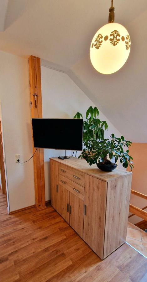 Privatwohnung Rybczynski Undenheim Bagian luar foto