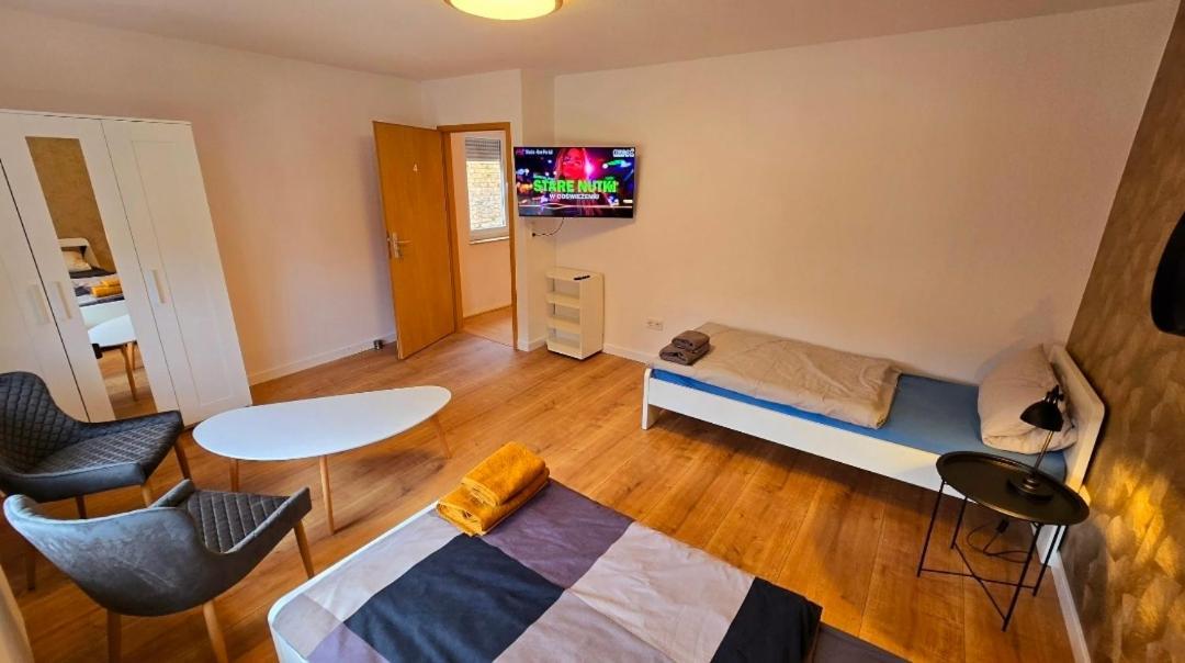 Privatwohnung Rybczynski Undenheim Bagian luar foto