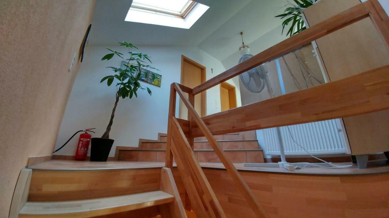 Privatwohnung Rybczynski Undenheim Bagian luar foto