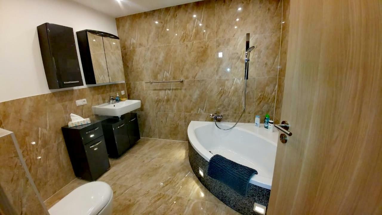 Privatwohnung Rybczynski Undenheim Bagian luar foto